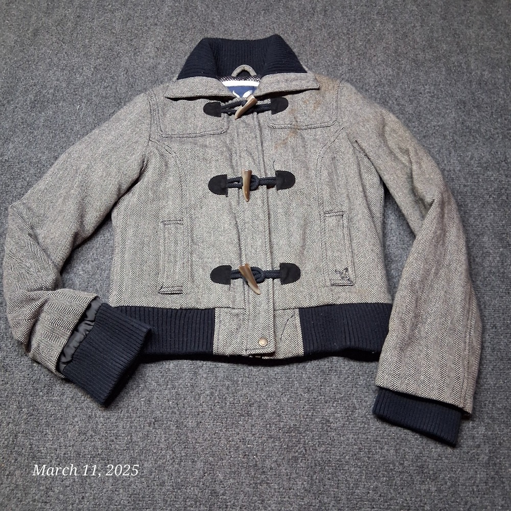 * American Eagle Herringbone Coat Women Size Small Gray Full Zip With Toggle